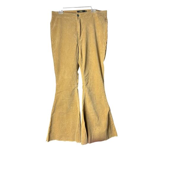 Lucky &‎ Blessed High Rise and Flared Cordaroy Pants Sz 16 - Picture 1 of 5